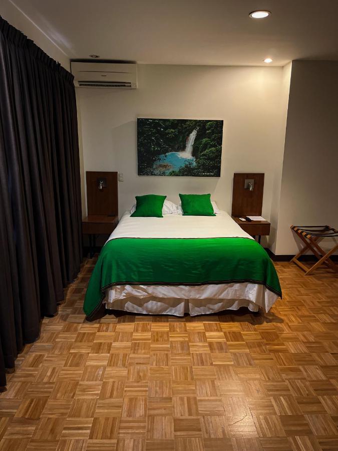Legacy Boutique Hotel Quesada  외부 사진